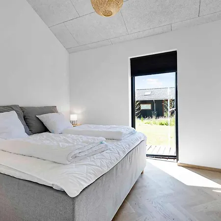 度假居 Luxurious Activity Summer House Near The Beach
